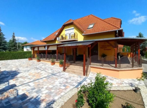 Napsugár Vendégház, Vonyarcvashegy